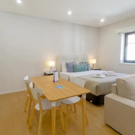 Downtown Living - Picaria *