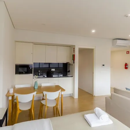 Downtown Living - Picaria Апартаменты *