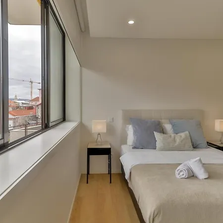 Downtown Living - Picaria Apartment
