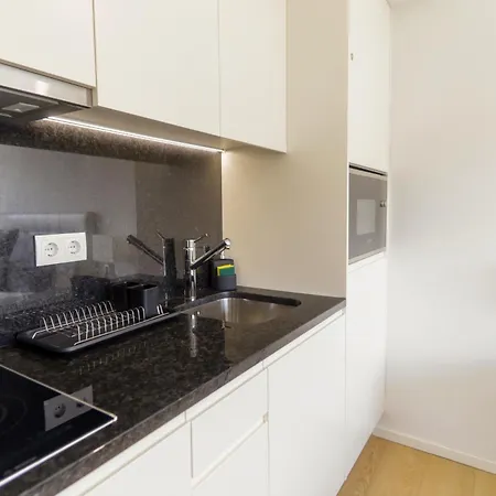 Downtown Living - Picaria Apartment